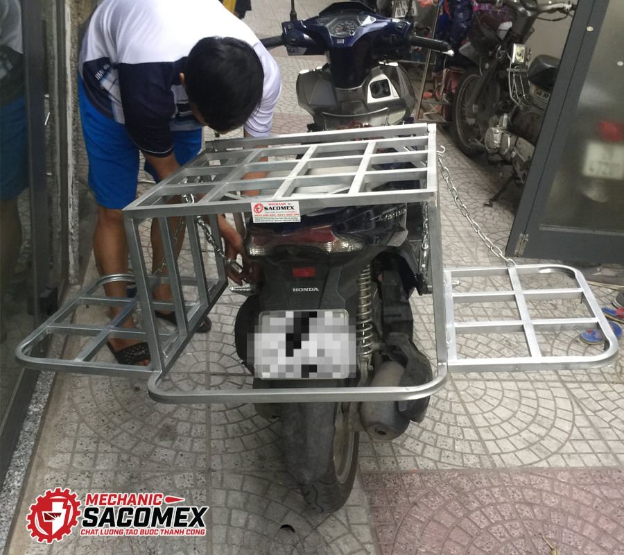 Đặc điểm giá chở hàng xe máy SA-204G