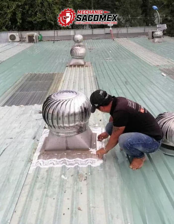 Thi công nhanh chóng, lắp đặt linh hoạt trên nhiều loại mái