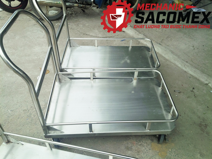 Đặc điểm nổi bật của xe đẩy inox